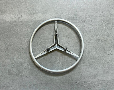 Mercedes W126 1960-1993 Black Carbon Fiber Rear OEM Star Emblem