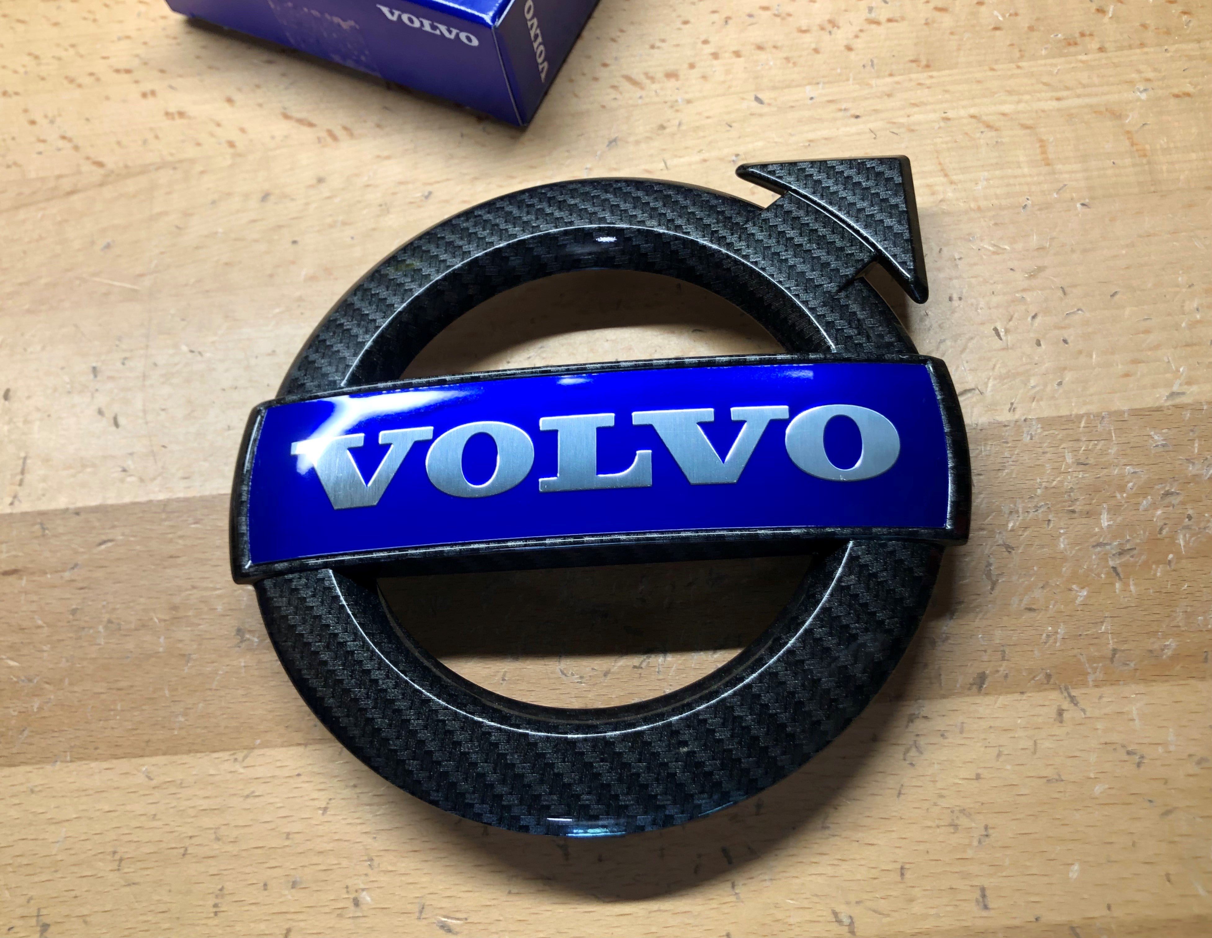 Volvo R Design Emblem Volvo XC70 S60 C30 Carbon Fiber Grille Emblem OEM R-Design – Deep Blue ...