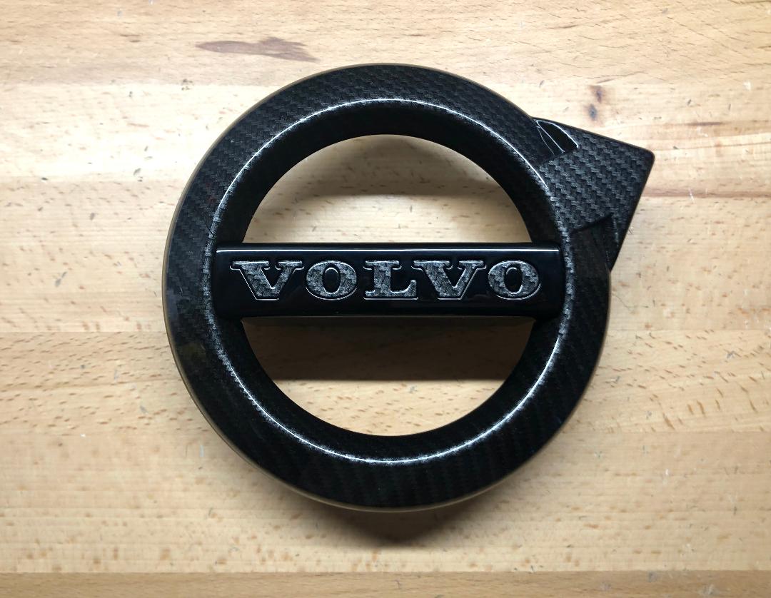 Volvo XC40 Black Carbon Fiber Grille Emblem OEM S90 XC60 – Deep