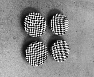 Jeep Wrangler Black & White Houndstooth Wheel Center Cap Set OEM