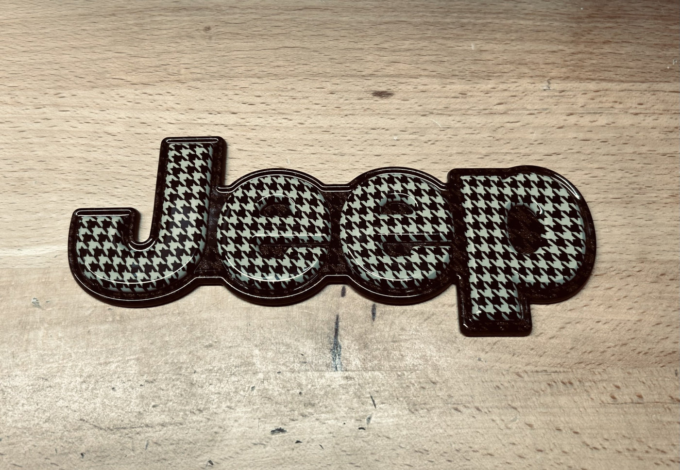 Jeep Renegade Brown & Tan Houndstooth Tailgate Emblem