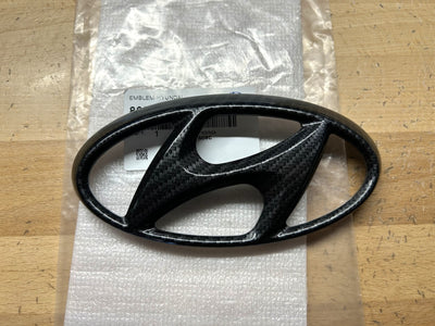 Hyundai Accent Red or Black Carbon Fiber Front Grille Emblem