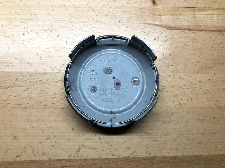 Lexus LX570 Candy Red & Carbon Fiber Wheel Center Cap Set – Deep