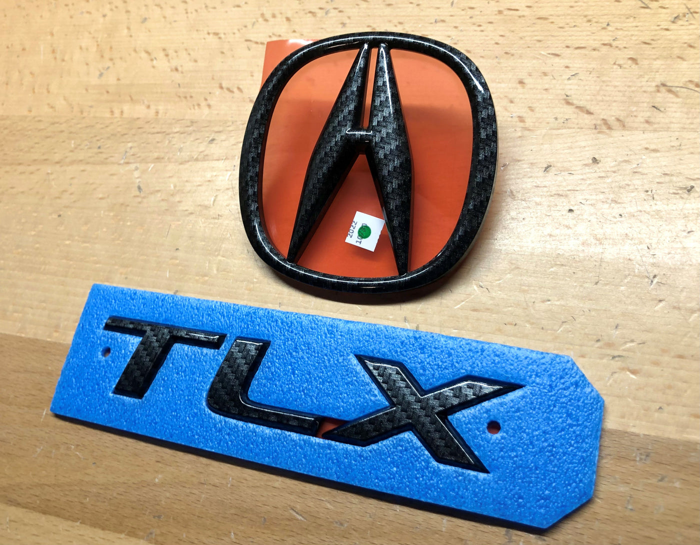 Acura TLX 15-17 Carbon Fiber Emblem Set x2