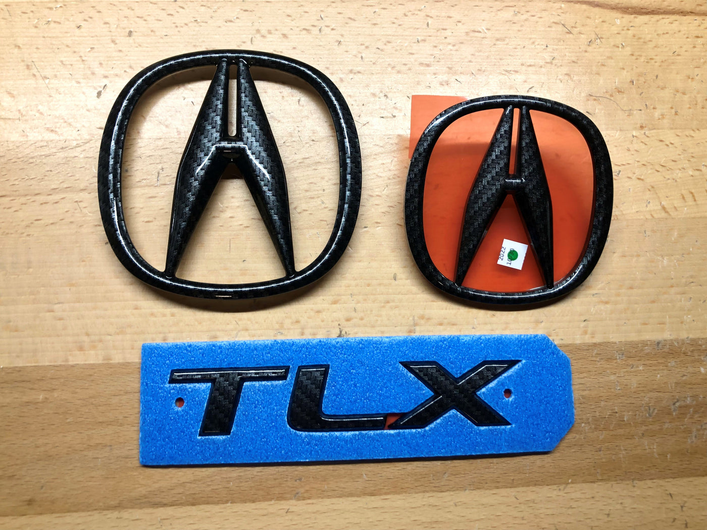 Acura TLX 15-17 Carbon Fiber Effect Emblem Set x3