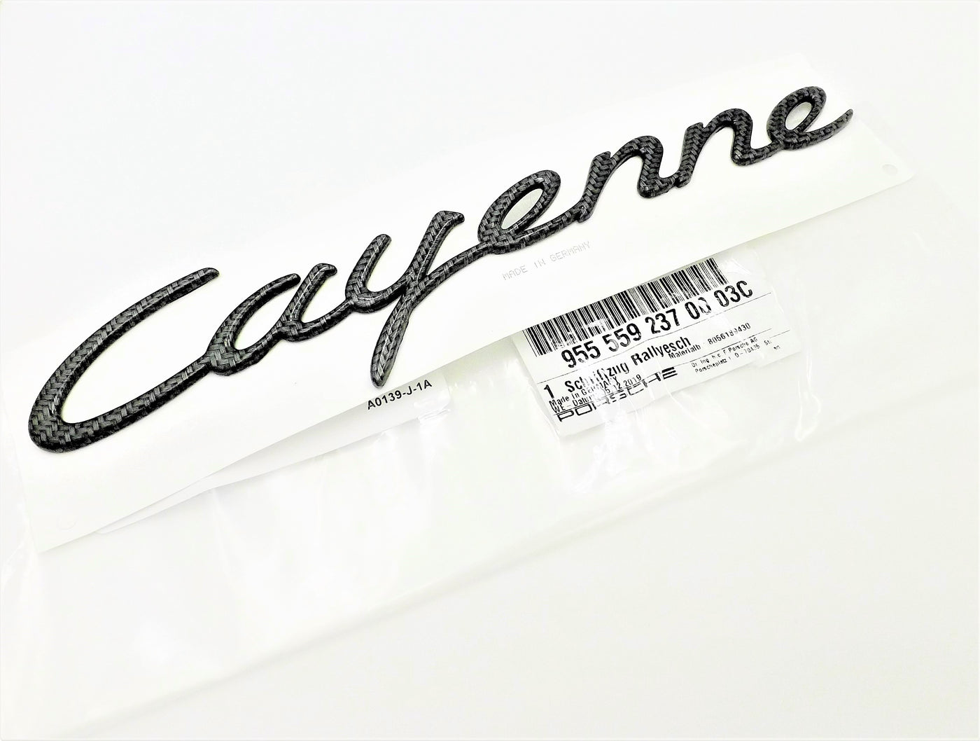 Porsche Cayenne Carbon Fiber Emblem 03-10